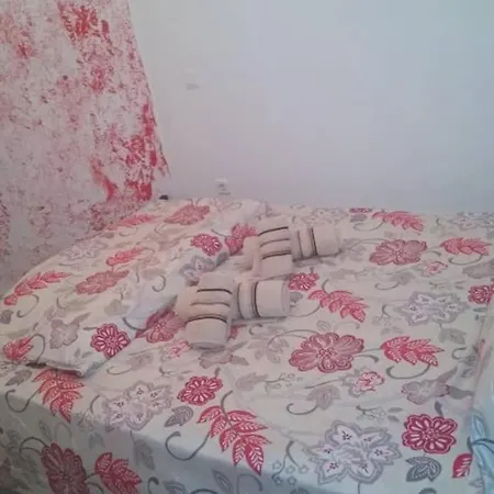 公寓 Roula Maniákoi